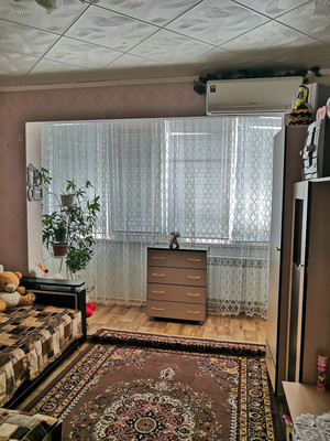 Продам трехкомнатную (3-комн.) квартиру, Индустриальная ул, 11, Волгодонск г