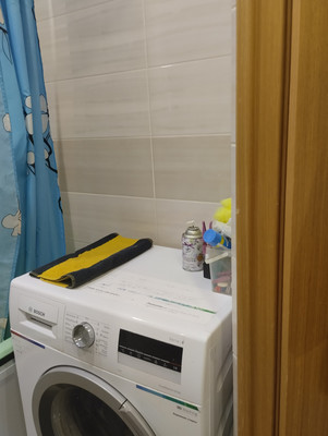 Продам трехкомнатную (3-комн.) квартиру, Индустриальная ул, 11, Волгодонск г