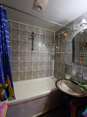 Продам трехкомнатную (3-комн.) квартиру, ДСК мкр, 3, Иваново г