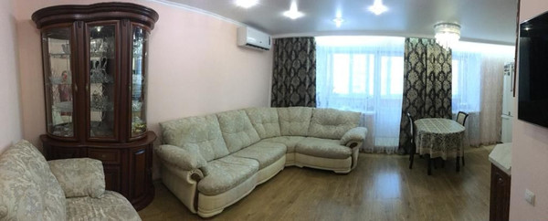 Продам трехкомнатную (3-комн.) квартиру, Шаронова ул, 5, Ишим г