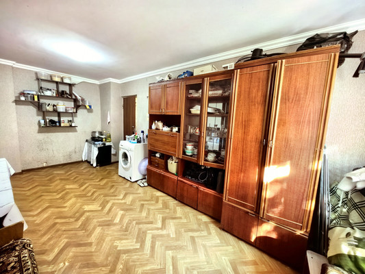 Продам комнату в 2-комн. квартире, Эльбрусская ул, 19, Нальчик г