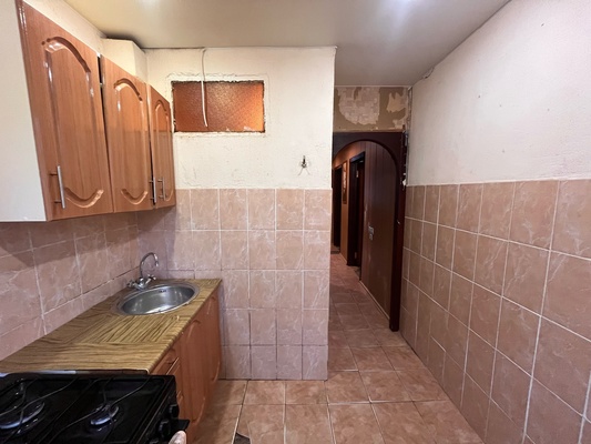 Продам трехкомнатную (3-комн.) квартиру, Тимуровцев ул, 3, Рязань г
