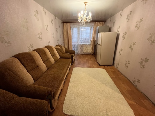 Продам трехкомнатную (3-комн.) квартиру, Тимуровцев ул, 3, Рязань г