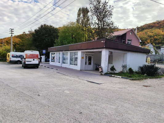 Продам торговое помещение 109 м2, 8-я Гвардейская ул, 173, Мысхако с