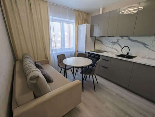 Сдам однокомнатную (1-комн.) квартиру, Юбилейный мкр, 117/1, Иркутск г