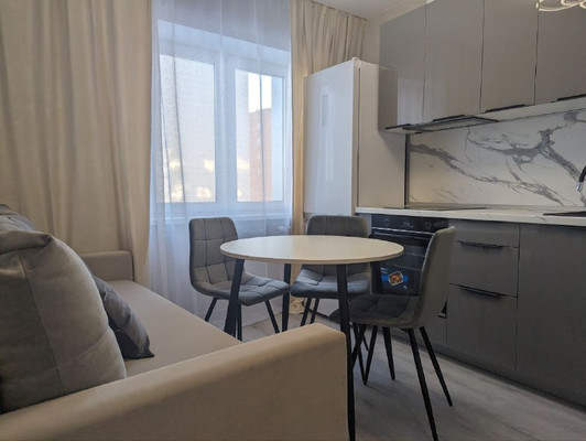 Сдам однокомнатную (1-комн.) квартиру, Юбилейный мкр, 117/1, Иркутск г