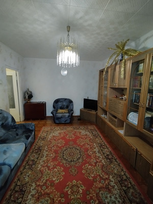 Продам двухкомнатную (2-комн.) квартиру, Гагарина ул, 2, Волгодонск г