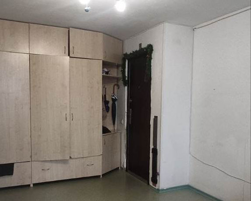 Продам комнату в 8-комн. квартире, Штурманская ул, 16к1, Санкт-Петербург г