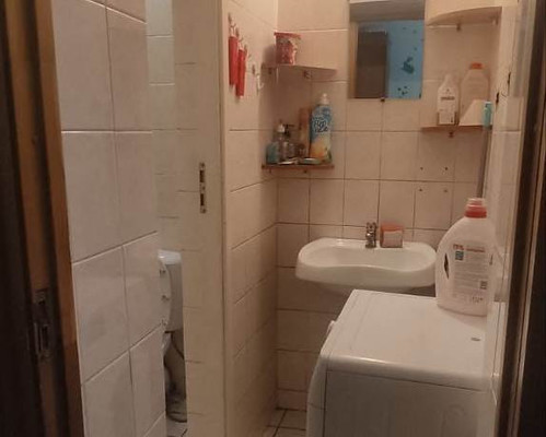 Продам комнату в 8-комн. квартире, Штурманская ул, 16к1, Санкт-Петербург г