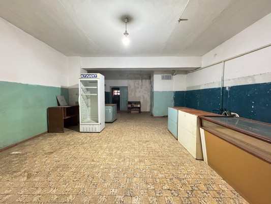 Продам торговое помещение 150 м2, Ленина пр-кт, 116, Баксан г