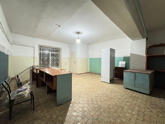 Продам торговое помещение 150 м2, Ленина пр-кт, 116, Баксан г