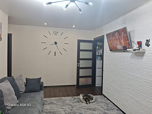 Продам трехкомнатную (3-комн.) квартиру, Южная ул, 9, Алексин г