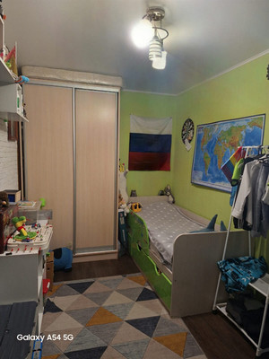 Продам трехкомнатную (3-комн.) квартиру, Южная ул, 9, Алексин г