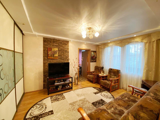 Продам двухкомнатную (2-комн.) квартиру, Минская ул, 5а, Пенза г