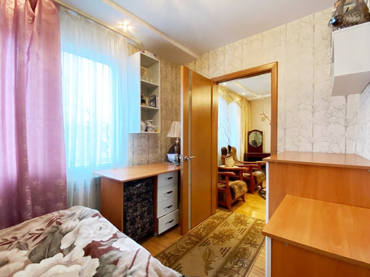 Продам двухкомнатную (2-комн.) квартиру, Минская ул, 5а, Пенза г