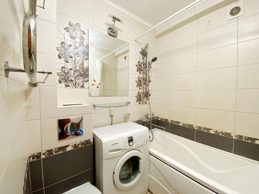 Продам двухкомнатную (2-комн.) квартиру, Минская ул, 5а, Пенза г