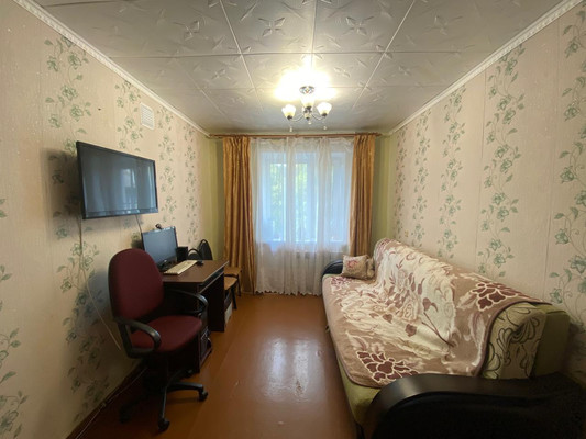 Продам комнату в 4-комн. квартире, Совхоз-техникум ул, 21а, Пенза г