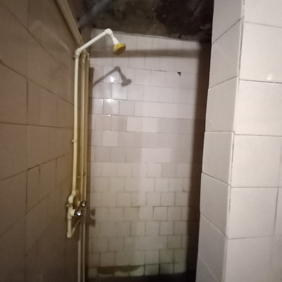 Продам комнату в 8-комн. квартире, 9 Января ул, 274, Воронеж г