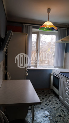 Продам трехкомнатную (3-комн.) квартиру, Гагарина ул, 33, Жуковский г