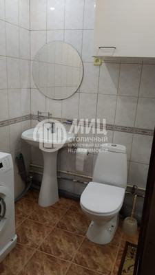 Продам трехкомнатную (3-комн.) квартиру, Гагарина ул, 33, Жуковский г