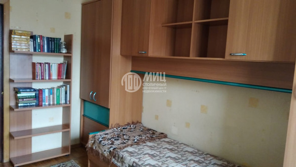Продам трехкомнатную (3-комн.) квартиру, Гагарина ул, 33, Жуковский г