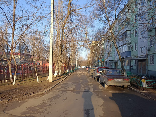 Продам многокомнатную квартиру, Степная ул, 185, Волгодонск г