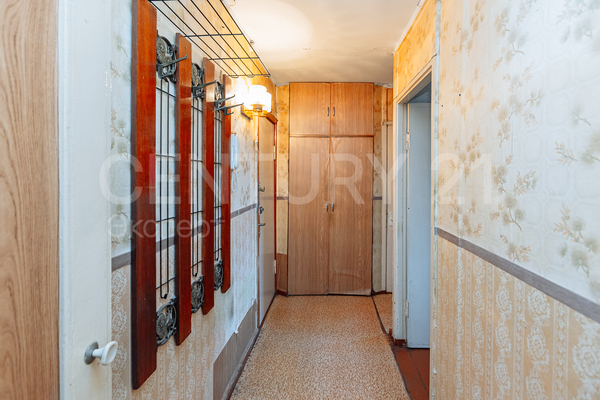 Продам трехкомнатную (3-комн.) квартиру, Чекистов ул, 9А , Калининград г