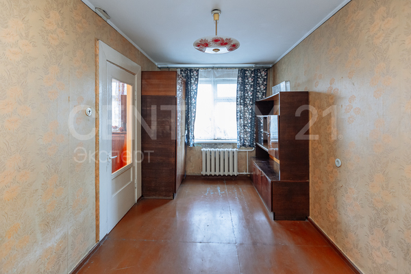 Продам трехкомнатную (3-комн.) квартиру, Чекистов ул, 9А , Калининград г