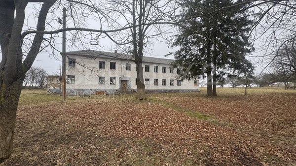 Продам коммерческое помещение 682,2 м2, Центральная ул, 20 , Доваторовка п