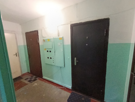 Продам двухкомнатную (2-комн.) квартиру, Мариупольская ул, 6, Калининград г