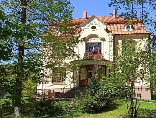 Продам многокомнатную квартиру, К.Маркса ул, 60, Калининград г