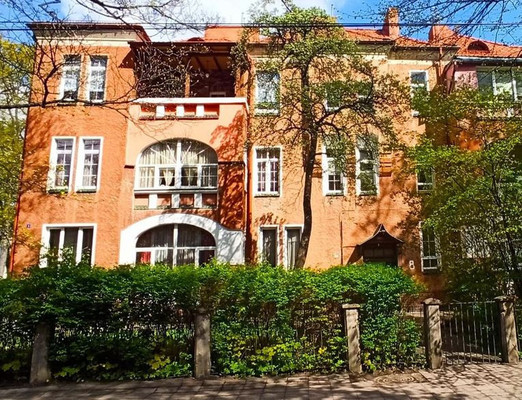 Продам многокомнатную квартиру, К.Маркса ул, 60, Калининград г