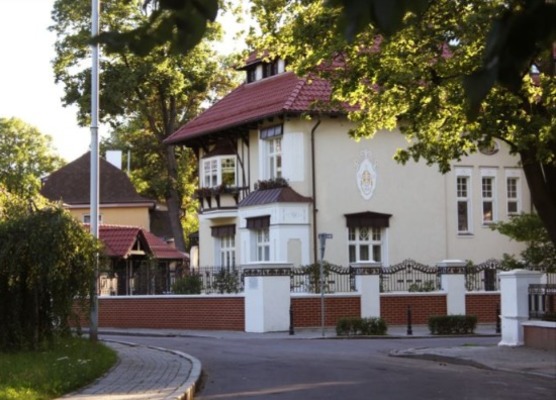 Продам многокомнатную квартиру, К.Маркса ул, 60, Калининград г