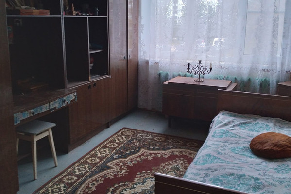 Продам двухкомнатную (2-комн.) квартиру, 9, Большая Вруда д