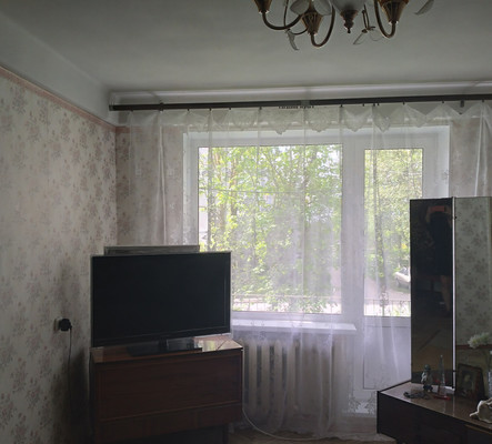 Продам трехкомнатную (3-комн.) квартиру, 3, Большая Вруда д