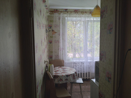 Продам трехкомнатную (3-комн.) квартиру, 3, Большая Вруда д