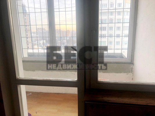 Сдам многокомнатную квартиру, Ярцевская ул, 27к1, Москва г