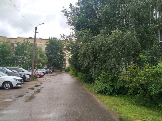 Продам однокомнатную (1-комн.) квартиру, Вингиссара пр-кт, 49, Волосово г