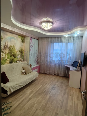 Продам трехкомнатную (3-комн.) квартиру, Богородский мкр, 10к2, Щелково г