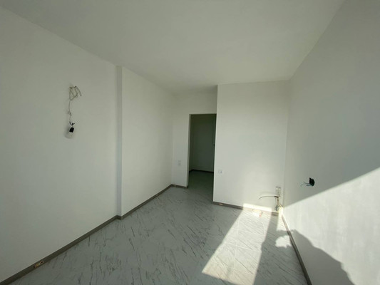 Продам двухкомнатную (2-комн.) квартиру, Строителей ул, 43а, Тепловка с