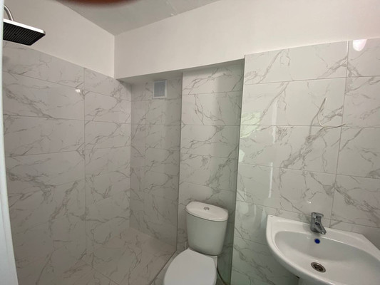 Продам двухкомнатную (2-комн.) квартиру, Строителей ул, 43а, Тепловка с