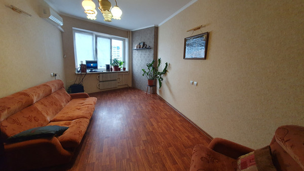 Продам трехкомнатную (3-комн.) квартиру, Катукова ул, 41, Липецк г