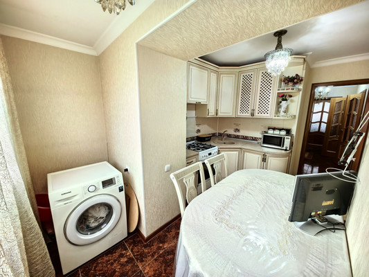 Продам трехкомнатную (3-комн.) квартиру, Тарчокова А.Б. ул, 87кА, Нарткала г