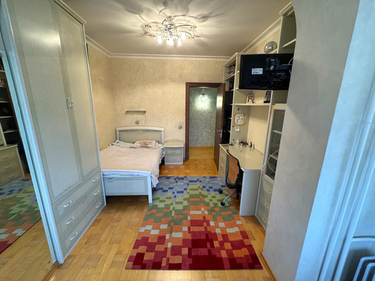 Продам многокомнатную квартиру, 3-й Крутицкий пер, , 11, Москва г