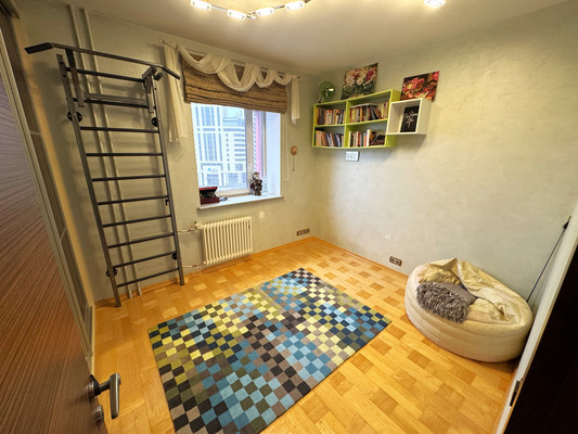 Продам многокомнатную квартиру, 3-й Крутицкий пер, , 11, Москва г