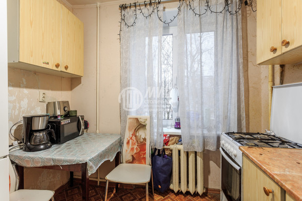 Продам двухкомнатную (2-комн.) квартиру, Сеславинская ул, 2, Москва г