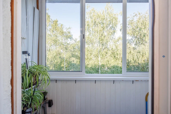 Продам трехкомнатную (3-комн.) квартиру, 22 съезда КПСС ул, 43, Брянск г