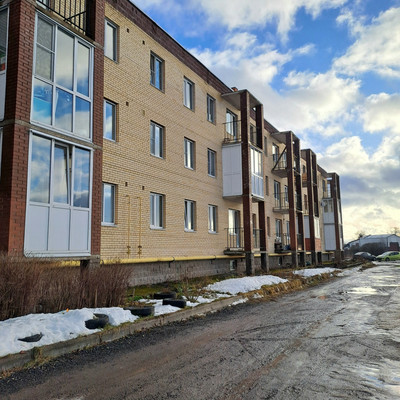 Продам двухкомнатную (2-комн.) квартиру, Западная ул, 18, Малые Колпаны д