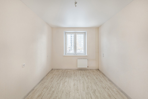 Продам двухкомнатную (2-комн.) квартиру, Краснопольский пр-кт, 30, Челябинск г