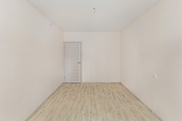 Продам двухкомнатную (2-комн.) квартиру, Краснопольский пр-кт, 30, Челябинск г